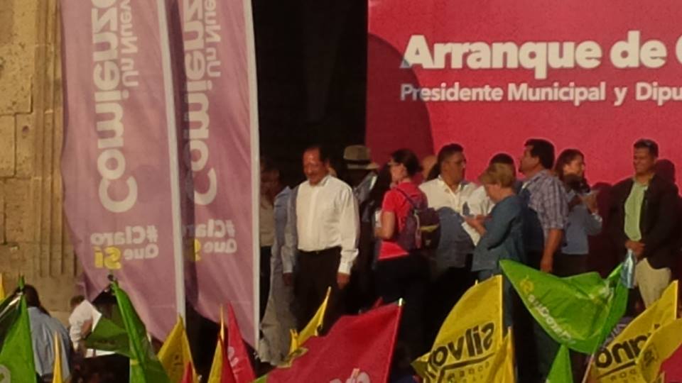 leonel godoy abandera a candidatos del prd