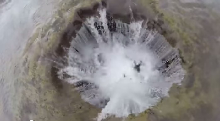Donde Se Vació Un Lago Por Un Misterioso Agujero Sin Fondo