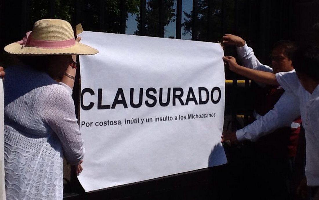 María de la Luz Núñez Morena clausura Casa de Gobierno Michoacán