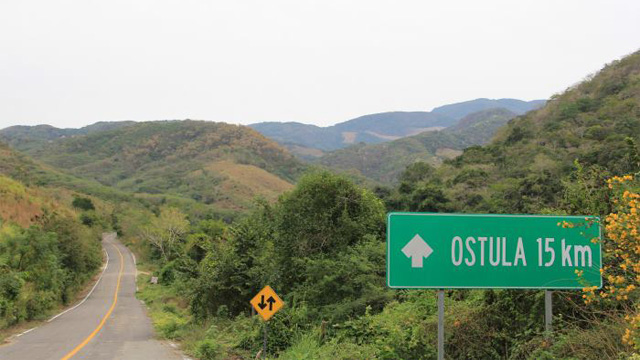 carretera-Ostula-Aquila-Michoacan