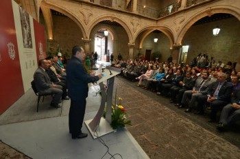 conmemora ayuntamiento aniversario de independencia