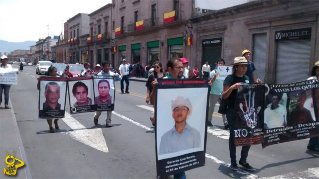 marcha-Morelia-Dia-de-las-Madres-desaparecidos-detenidos-2