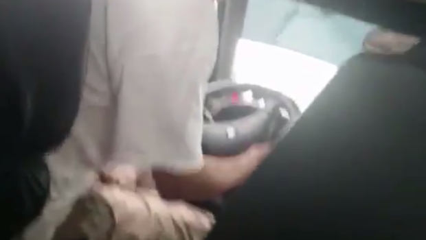 taxista se masturba