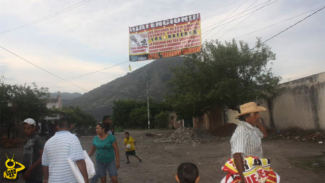 Apatzingan-vecinos-se-unen-vs-delincuencia-2