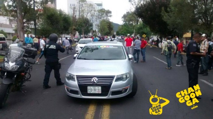 Carro-llantas-ponchadas-cnte