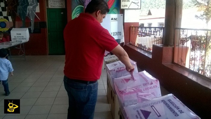 PARACHO Acuden de Cheran y Urapicho a votar en Paracho  (1)