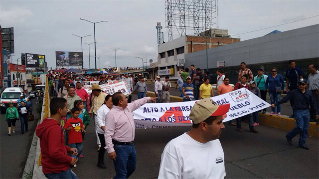 marcha-CNTE-Tres-Puentes-Morelia
