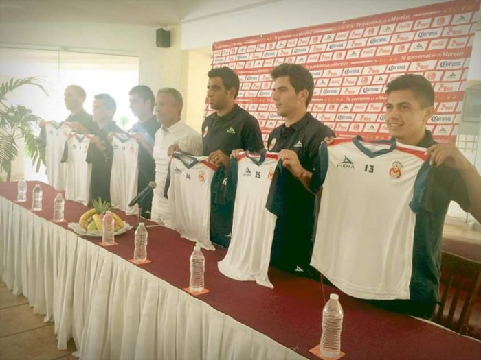 presentación jugadores Monarcas