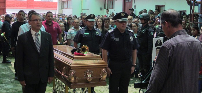 Rinden Homenaje A Policía Caído Del Mando Unificado Tacámbaro SSP