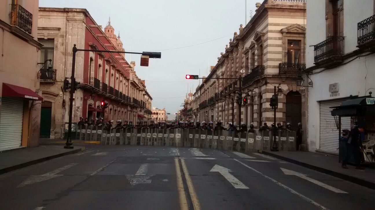 granaderos Congreso Morelia