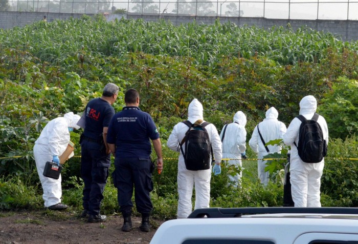 Hallan Cadáver De Un hombre En Lote Baldío En Presa De Los Reyes