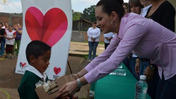 Miriam-Cruz-despensa-niño