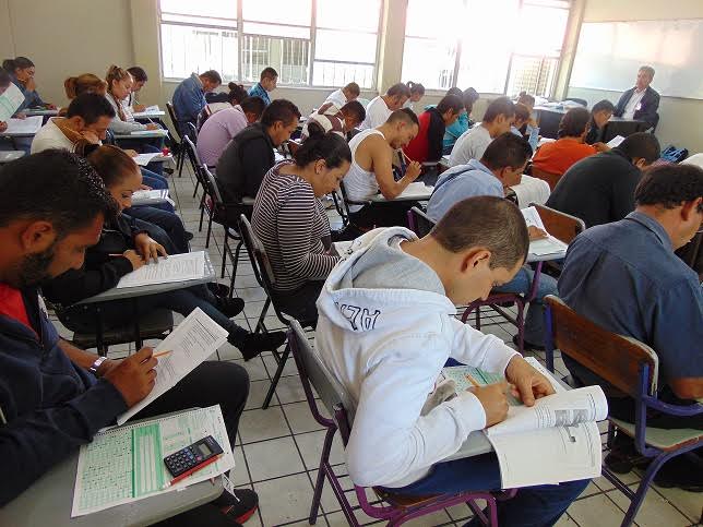 escuela examen ceneval