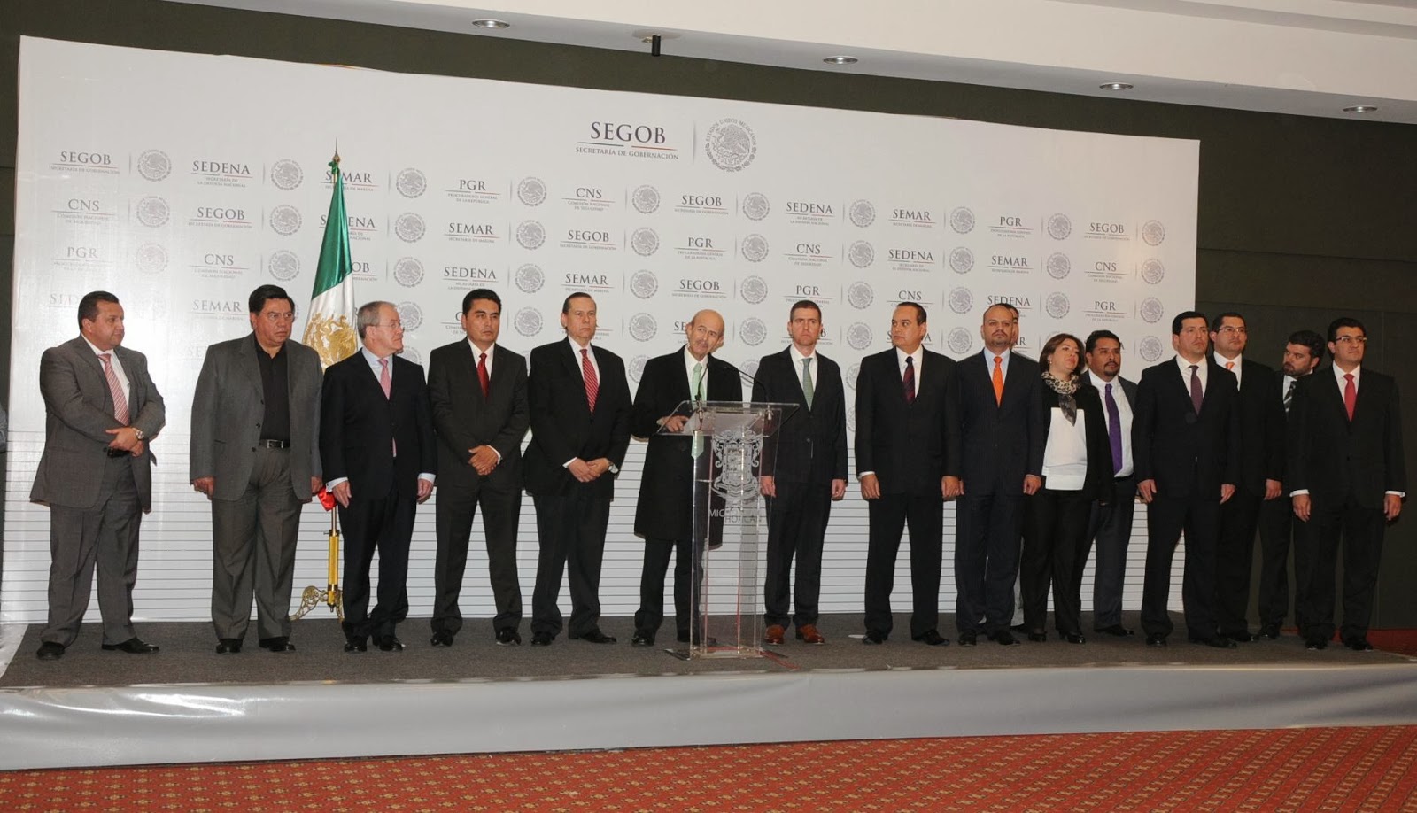 gabinete de Alfredo Castillo en Michoacán