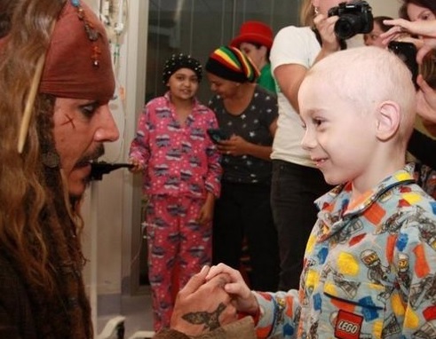 johnny deep niña cancer 2