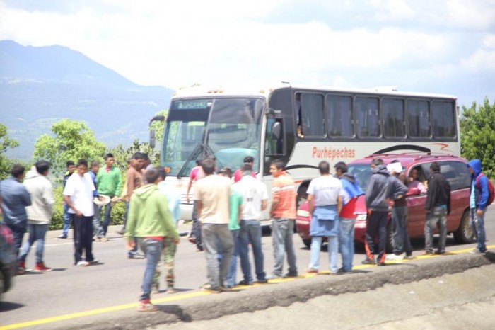 normalistas piden cuota