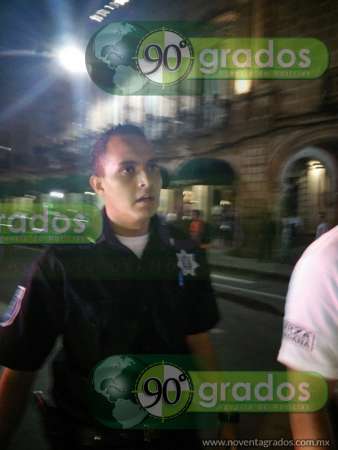 policía dispara en el centro de la ciudad