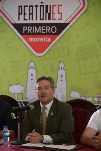 PeatónEs Primero Salvador Abud