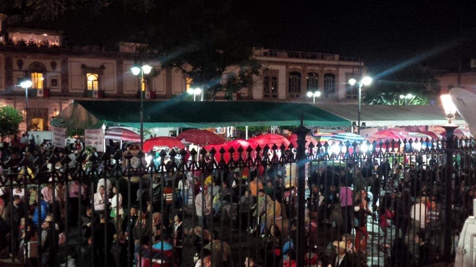 antorchistas en grito de independencia