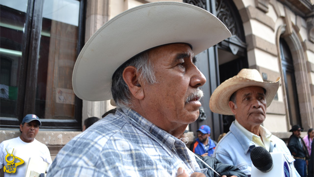 manifestante-Congreso-ex-braceros