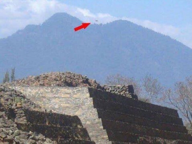 ovni cerro Tzirate Michoacán