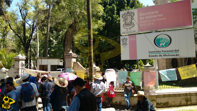 pobladores-manifestacion-SEGOB-Morelia2