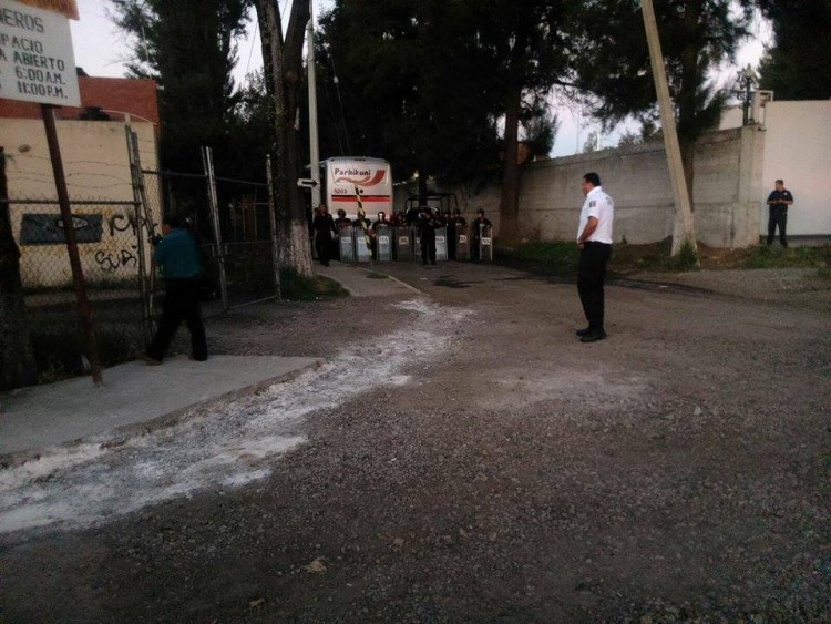 granaderos transito normalistas