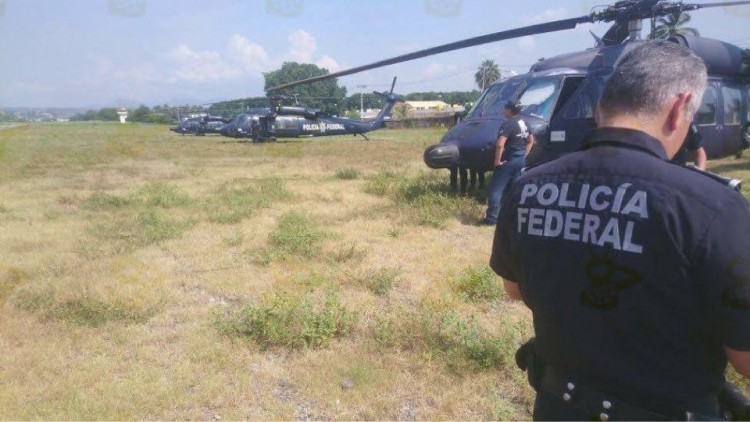 policia federal en lázaro