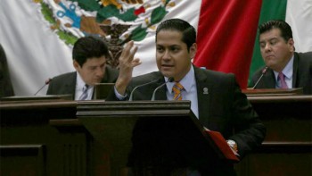 Daniel-Moncada-Congreso-del-Estado