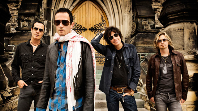 Stone-Temple-Pilots-Scott-Weiland