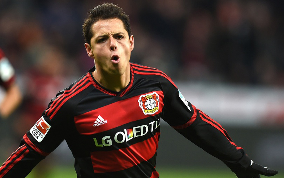 chicharito festeja gol