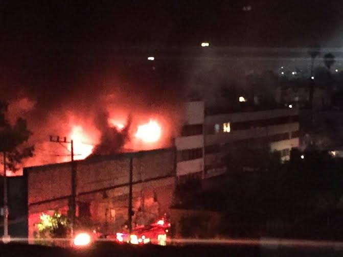 incendio de fabrica en la cuauhtemoc