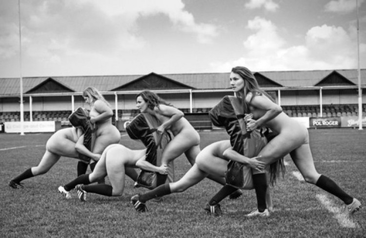 jugadoras de rugby encueradas