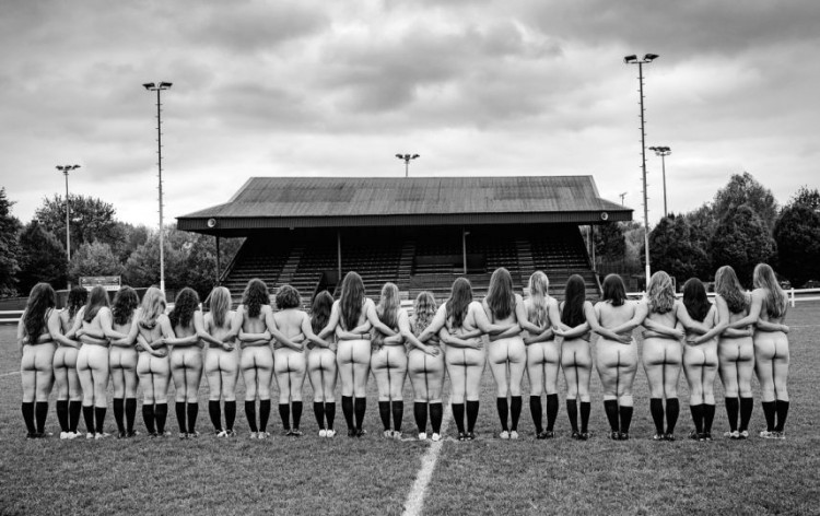 jugadoras de rugby encueradas