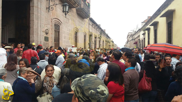 manifestacion-Ayuntamiento-de-Morelia-CNTE