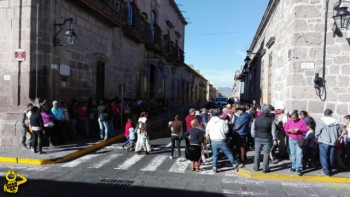 manifestantes-Ayuntamiento-de-Morelia
