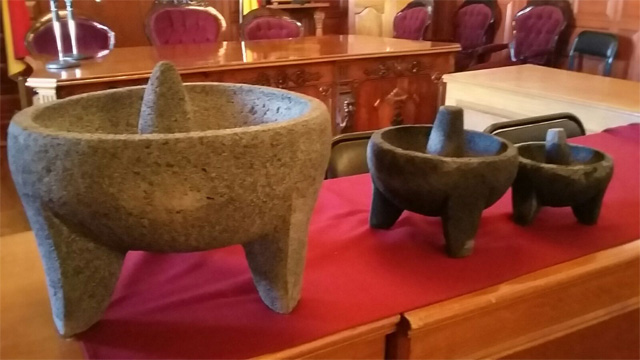 molcajetes