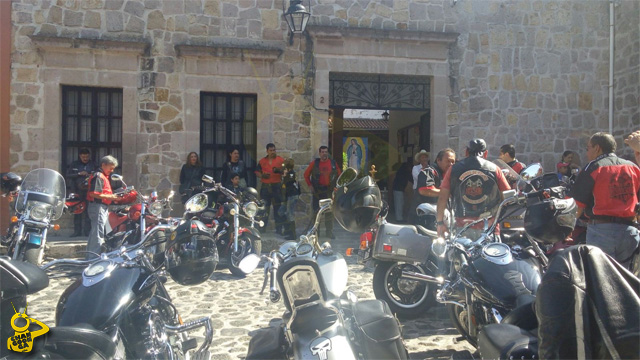 peregrinos-motociclistas-San-Diego-Morelia