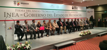 firma del anexo tecnico del convenio de colaboracion INEA y gobierno de michoacan