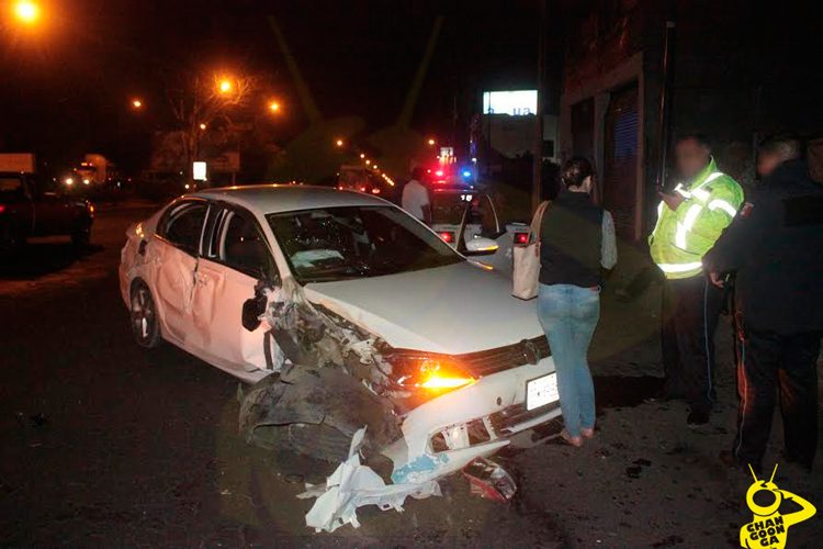 choque-en-morelia-trailer-y-auto
