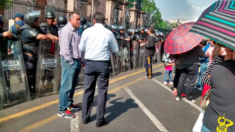 manifestación-padres-de-familia-3