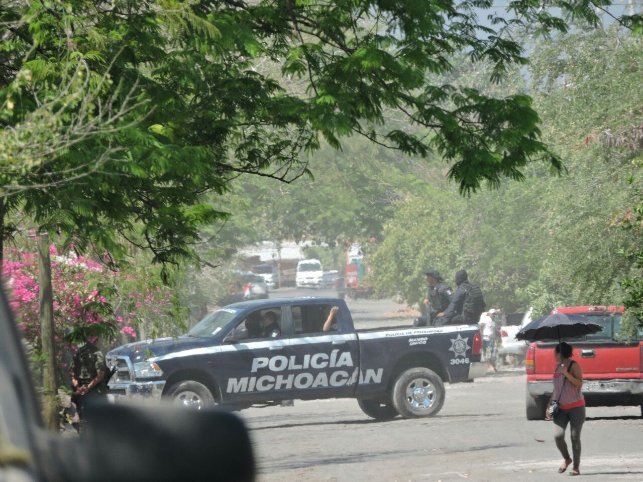 narcobloqueos tierra caliente michoacan