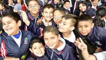 niños-escuela-primaria-alumnos