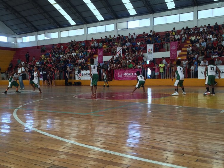 partido de niños triquis