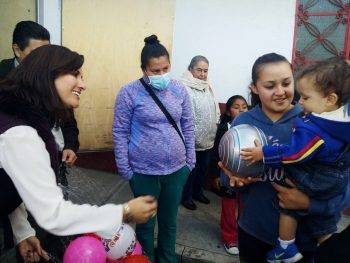 Foto Nota. RECONOCEN EJEMPLO DE LUCHA PERMANENTE DE LAS MADRES MICHOACANAS