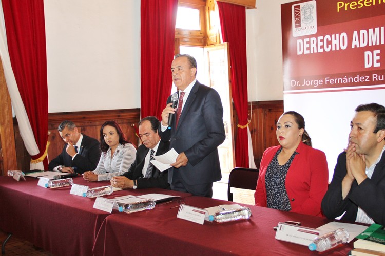Libro-De-Derecho-Administrativo,-Gran-Aportación-Para-Michoacán-Pascual-Sígala