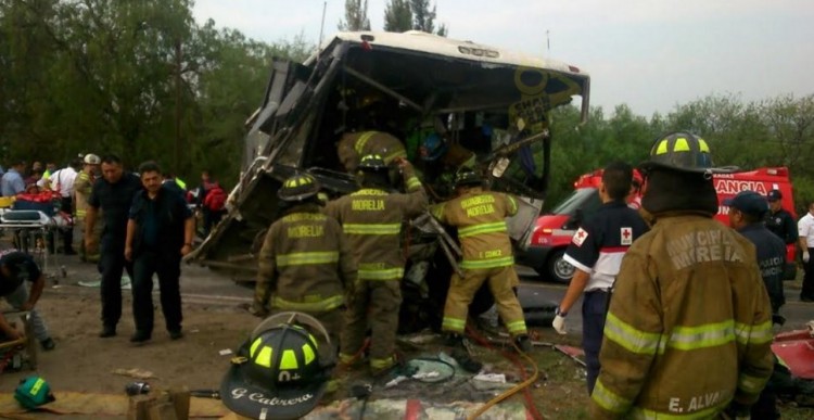 charo choque autobus buena 2