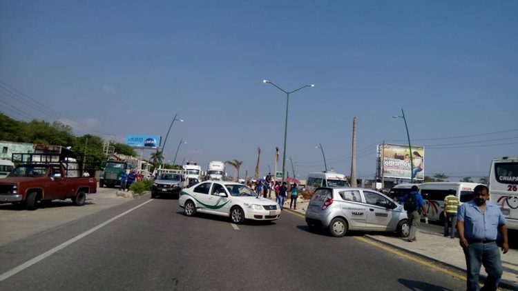 cnte simpatizantes rapan cabello en Chiapas 1