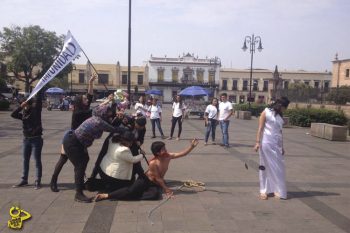 performance-inseguridad-Eduardo-Chavira-Morelia