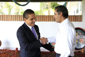 Busca-ampliar-electrificación-en-Michoacán-Silvano